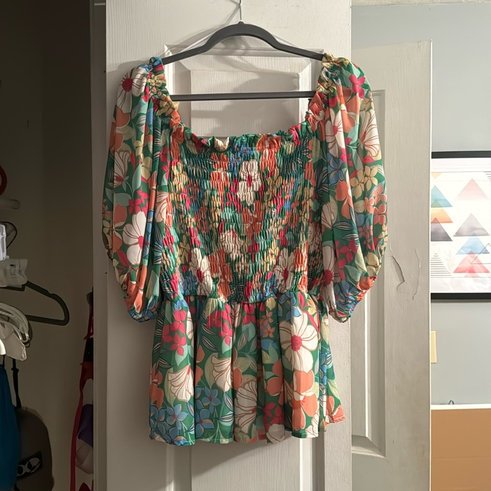 Floral top